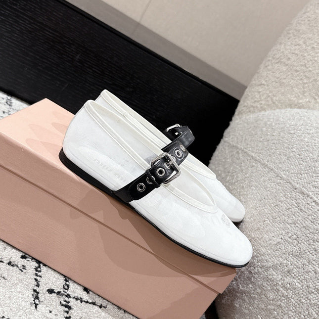 MM BALLET FLATS IN WHITE MESH AND BLACK LEATHER