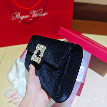 EFFLORESCENCE CLUTCH 24 IN BLACK VELVET