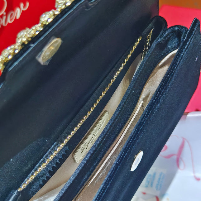 EFFLORESCENCE CLUTCH 24 IN BLACK VELVET