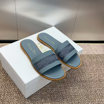 CD D-WAY SLIDES IN BLUE CANVAS