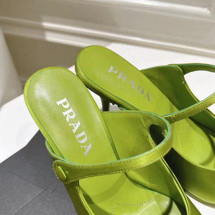 PRA 75 POINTED SATIN MULES IN GREEN FLEECE HEEL