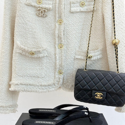 THONG SANDALS IN BLACK VELVET EMBOSSED CRYSTAL