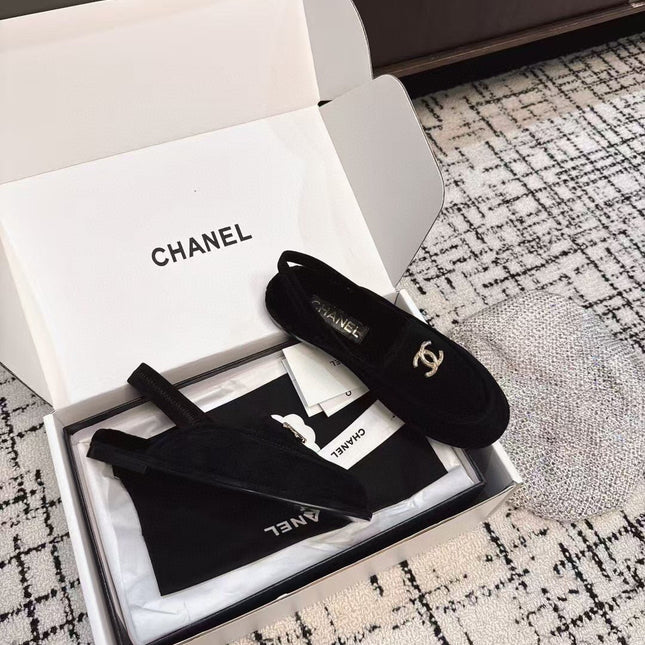 SLINGBACK LOAFER IN BLACK SUEDE AND SHEARLING