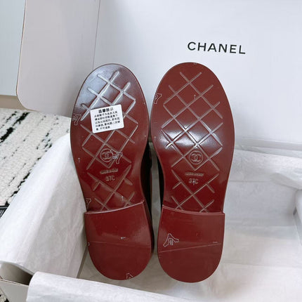 CC QUILTED FLAP LOAFERS IN BURGUNDY RED CALFSKIN GOLD HARDWARE