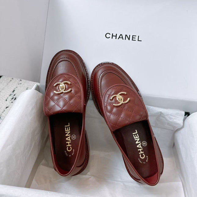 CC QUILTED FLAP LOAFERS IN BURGUNDY RED CALFSKIN GOLD HARDWARE