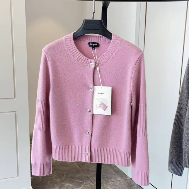 CC  CRYSTAL BUTTON PINK CARDIGAN