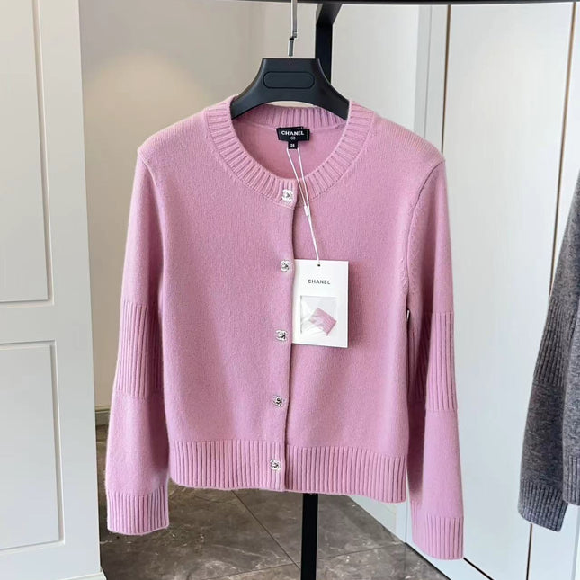CC  CRYSTAL BUTTON PINK CARDIGAN