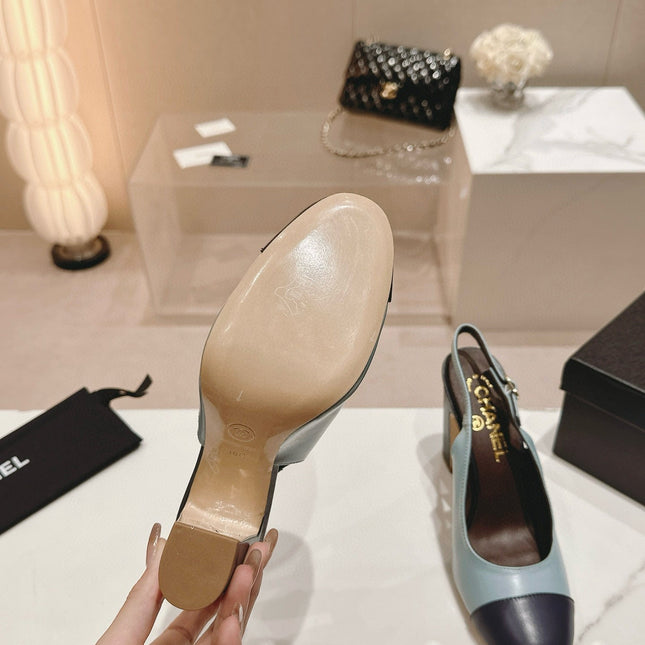 CC SLINGBACK PUMPS IN BLUE AND BLACK CALFSKIN