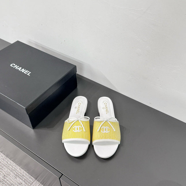 CC STRIPED SLIDE SANDALS IN YELLOW AND WHITE CANVAS