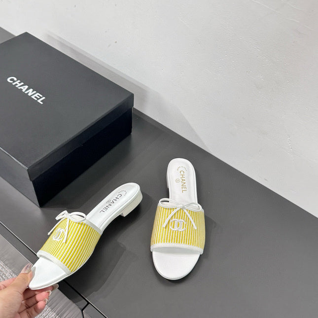 CC STRIPED SLIDE SANDALS IN YELLOW AND WHITE CANVAS