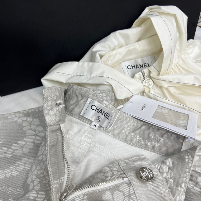 CC WIDE LEG PANTS IN GREY FLORAL SILK