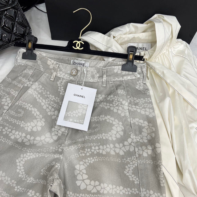 CC WIDE LEG PANTS IN GREY FLORAL SILK