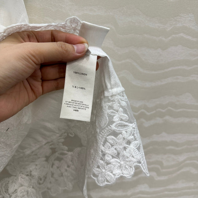 SLEEVELESS BLOUSE IN WHITE LINEN LACE TRIM AND NECK TIE