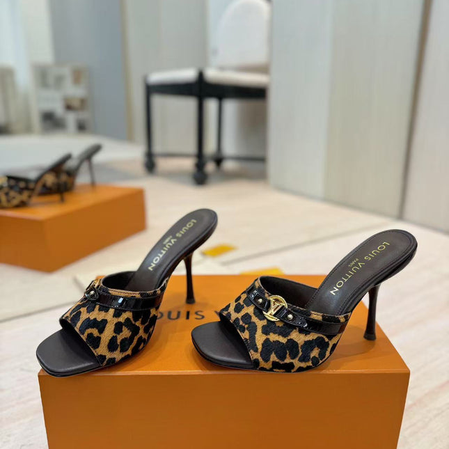 LV LEOPARD HIGH MULES IN BLACK AND BROWN FUR