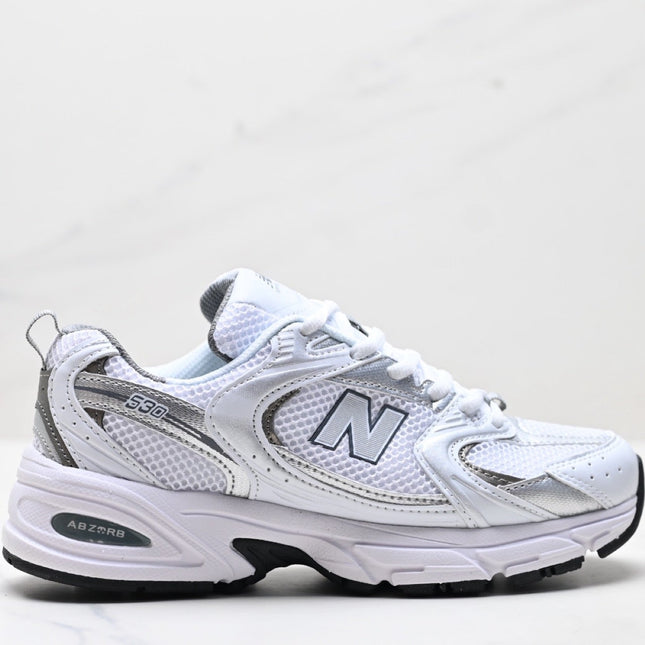 NEW BALANCE SNEAKERS IN WHITE AND GREY MESH