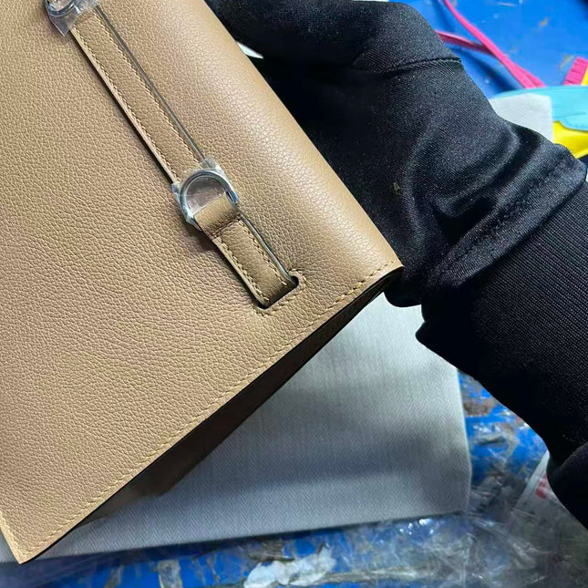 KELLY DANSE 22 TAN BROWN IN CALFSKIN SILVER HARDWARE