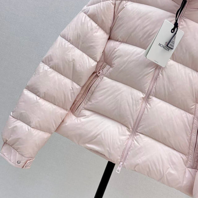 MONCLER PUFFER JACKET IN LIGHT PINK
