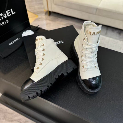 ANKLE BOOTS IN WHITE MIX BLACK CALFSKIN 936574