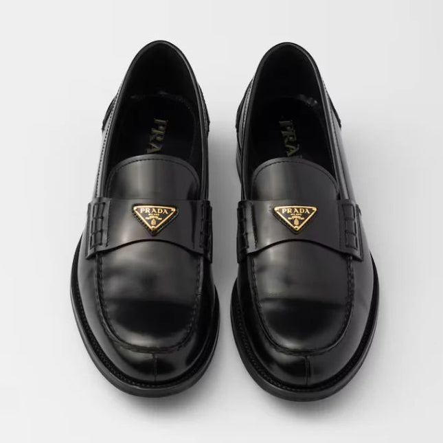 PRADA LOAFER IN BLACK PATENT CALFSKIN