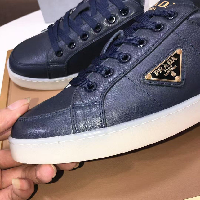 PRADA SNEAKERS IN NAVY BLUE CALFSKIN