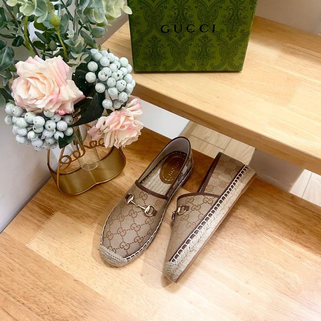 WOMEN'S ESPADRILLE WITH HORSEBIT IN BEIGE CANVAS