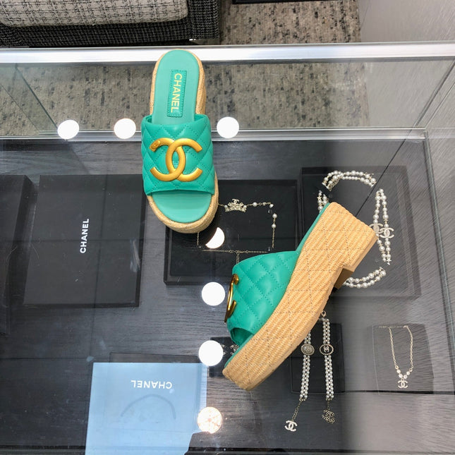 THICK SOLE WEDGE SLIPPERS IN PERSIAN GREEN LAMBSKIN AND BEIGE RUBBER