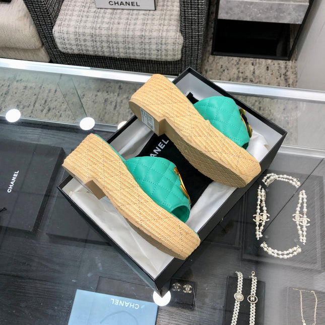 THICK SOLE WEDGE SLIPPERS IN PERSIAN GREEN LAMBSKIN AND BEIGE RUBBER