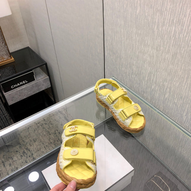 VELCRO SANDALS IN LIGHT YELLOW LAMBSKIN AND TWEED FABRIC