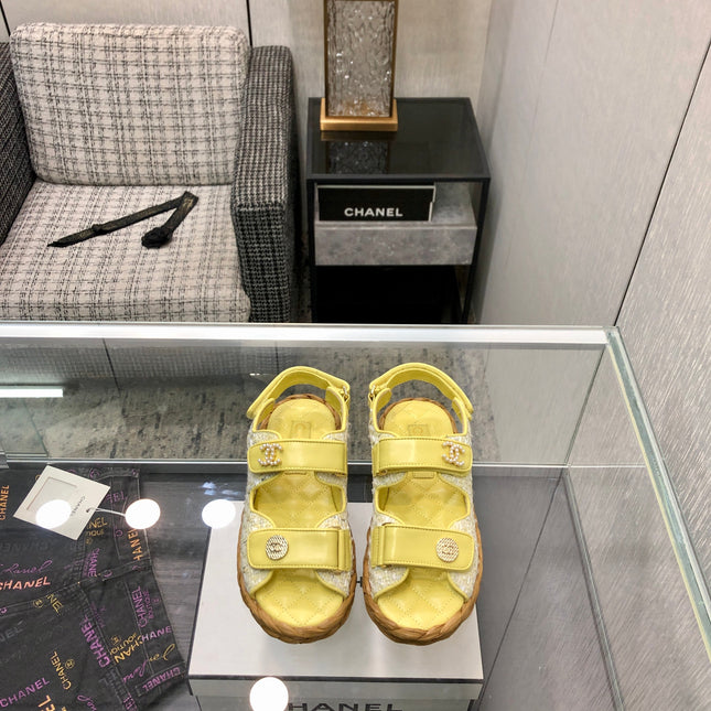VELCRO SANDALS IN LIGHT YELLOW LAMBSKIN AND TWEED FABRIC