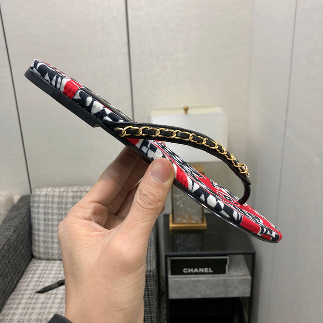 THONG SLIDE IN CHERRY RED MIX COLORFUL FLORAL FABRIC