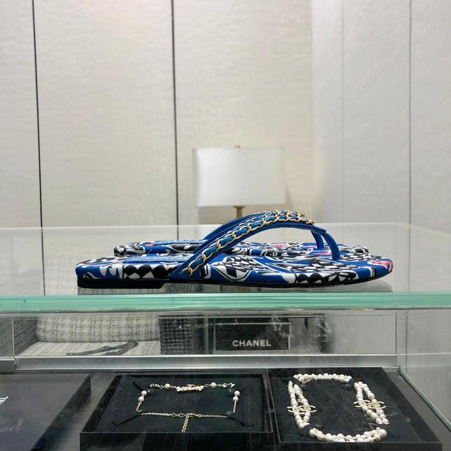 THONG SLIDE IN COBALT BLUE MIX COLORFUL FLORAL FABRIC