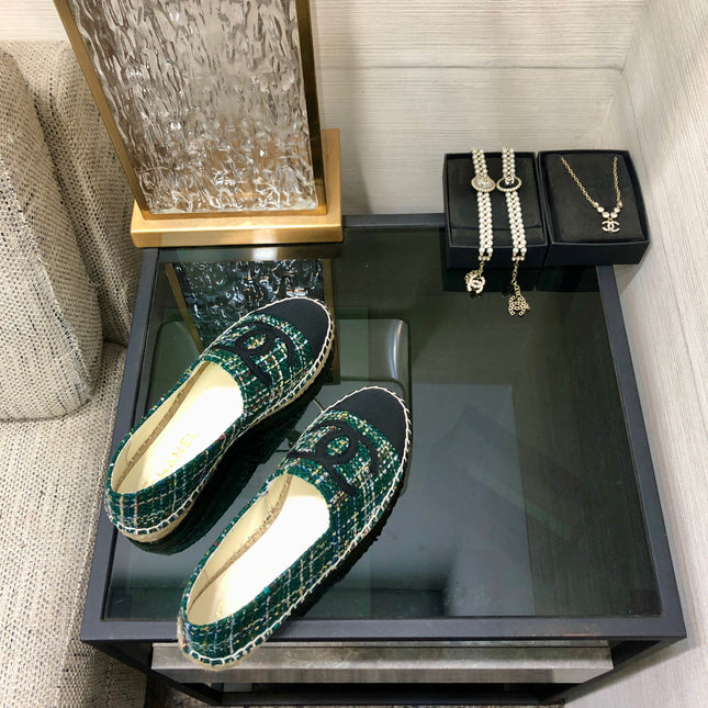ESPADRILLE FOREST GREEN TWEED FABRIC AND BLACK CALFSKIN FLATS