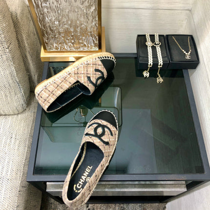 ESPADRILLE CAMEL BEIGE TWEED FABRIC AND BLACK CALFSKIN FLATS