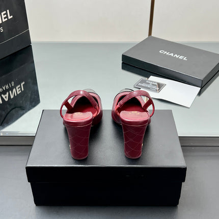 CC SLINGBACK 25S 90 MM IN BURGUNDY LAMBSKIN AND BLACK GLOSSY LEATHER WITH CHECK PATTERN