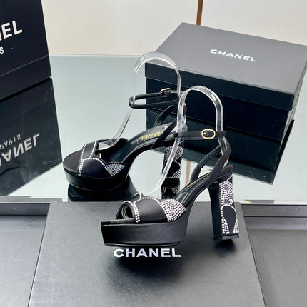 HIGH HEELS SANDAL 90 MM IN BLACK CALFSKIN AND STONE