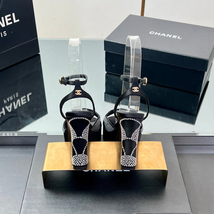 HIGH HEELS SANDAL 90 MM IN BLACK CALFSKIN AND STONE