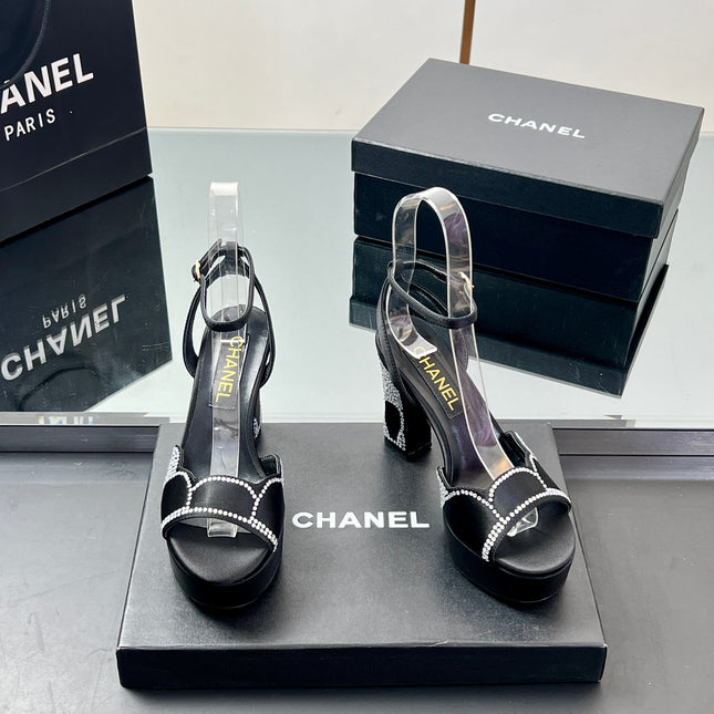 HIGH HEELS SANDAL 90 MM IN BLACK CALFSKIN AND STONE