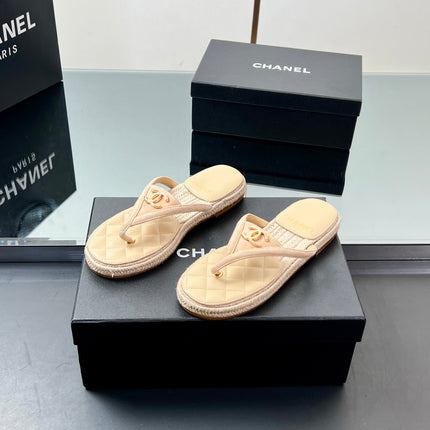 FLIP-FLOPS IN BEIGE LAMBSKIN WITH RAFFIA