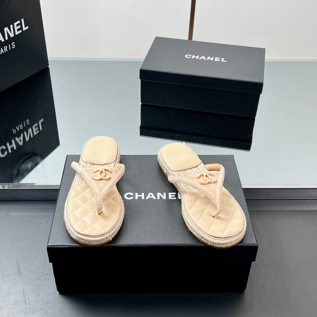 FLIP-FLOPS IN BEIGE LAMBSKIN WITH RAFFIA