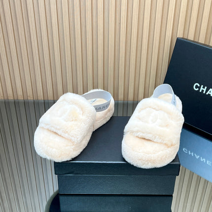 CHANEL 25S THICK-SOLED FURRY SLIPPERS WITH ELASTIC STRAPS IN BEIGE FUR