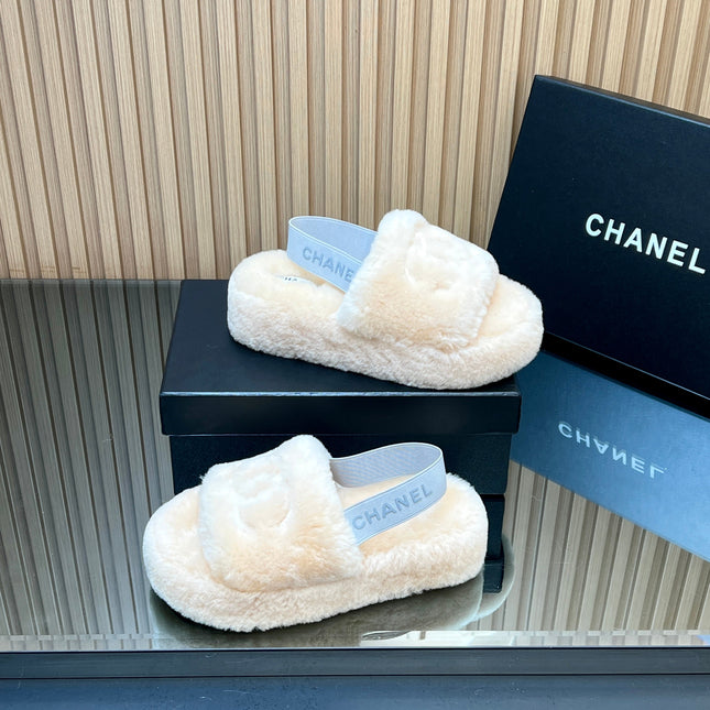 CHANEL 25S THICK-SOLED FURRY SLIPPERS WITH ELASTIC STRAPS IN BEIGE FUR