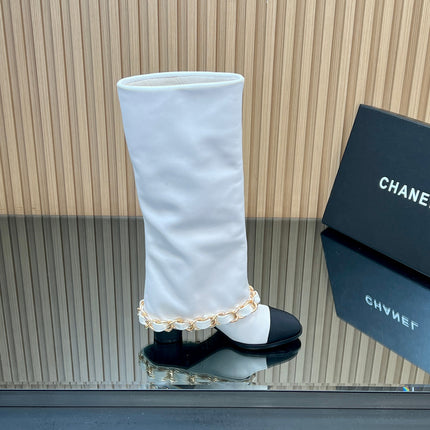 CHANEL 25S KNEE-HIGH HEELED BOOTS 65MM IN WHITE CALFSKIN GOLD HARDWRE