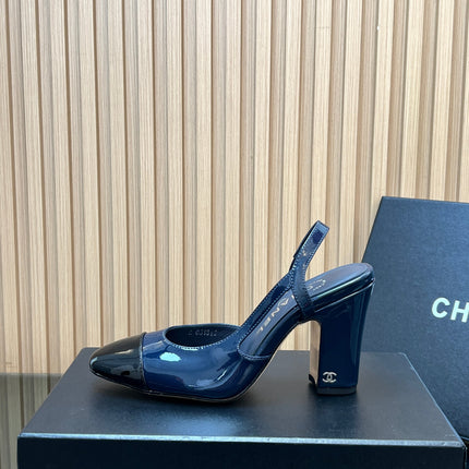CHANEL 25S SLINGBACK SHOES IN BLUE AND BLACK GLOSSY CALFSKIN
