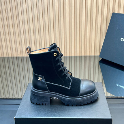 CHANEL 25S LACE-UP ANKLE BOOTS IN BLACK SUEDE AND CALFSKIN