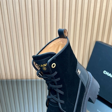 CHANEL 25S LACE-UP ANKLE BOOTS IN BLACK SUEDE AND CALFSKIN