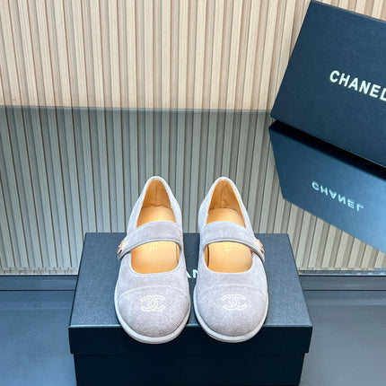 CHANEL 25S DOUBLE-STRAP MARY JANE SHOES IN LIGHT GRAY SUEDE