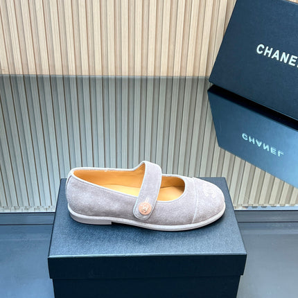 CHANEL 25S DOUBLE-STRAP MARY JANE SHOES IN LIGHT GRAY SUEDE