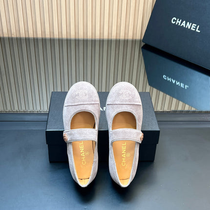 CHANEL 25S DOUBLE-STRAP MARY JANE SHOES IN LIGHT GRAY SUEDE