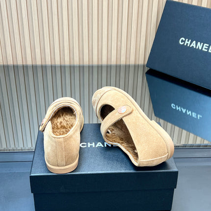 CHANEL 25S FURRY MARY JANE SHOES IN LIGHT BROWN SUEDE