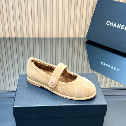 CHANEL 25S FURRY MARY JANE SHOES IN LIGHT BROWN SUEDE